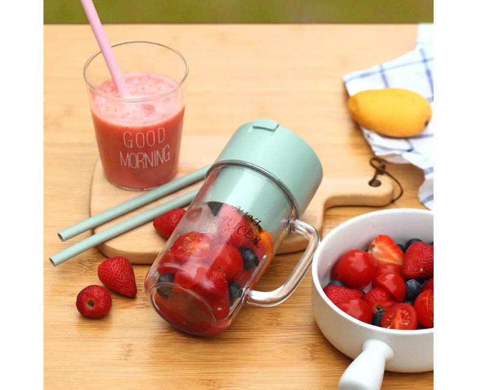 New 2-in-1 Mini Crusher Juicer,High-Quality Blender.